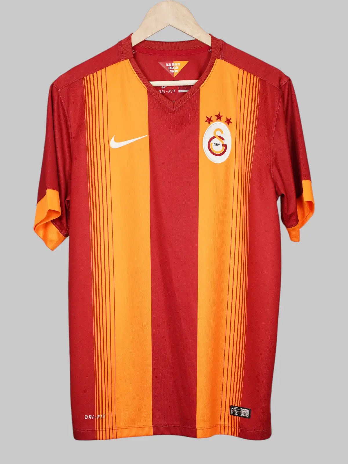 Galatasaray Home Shirt 2014/15 Sneijder 10 (M)