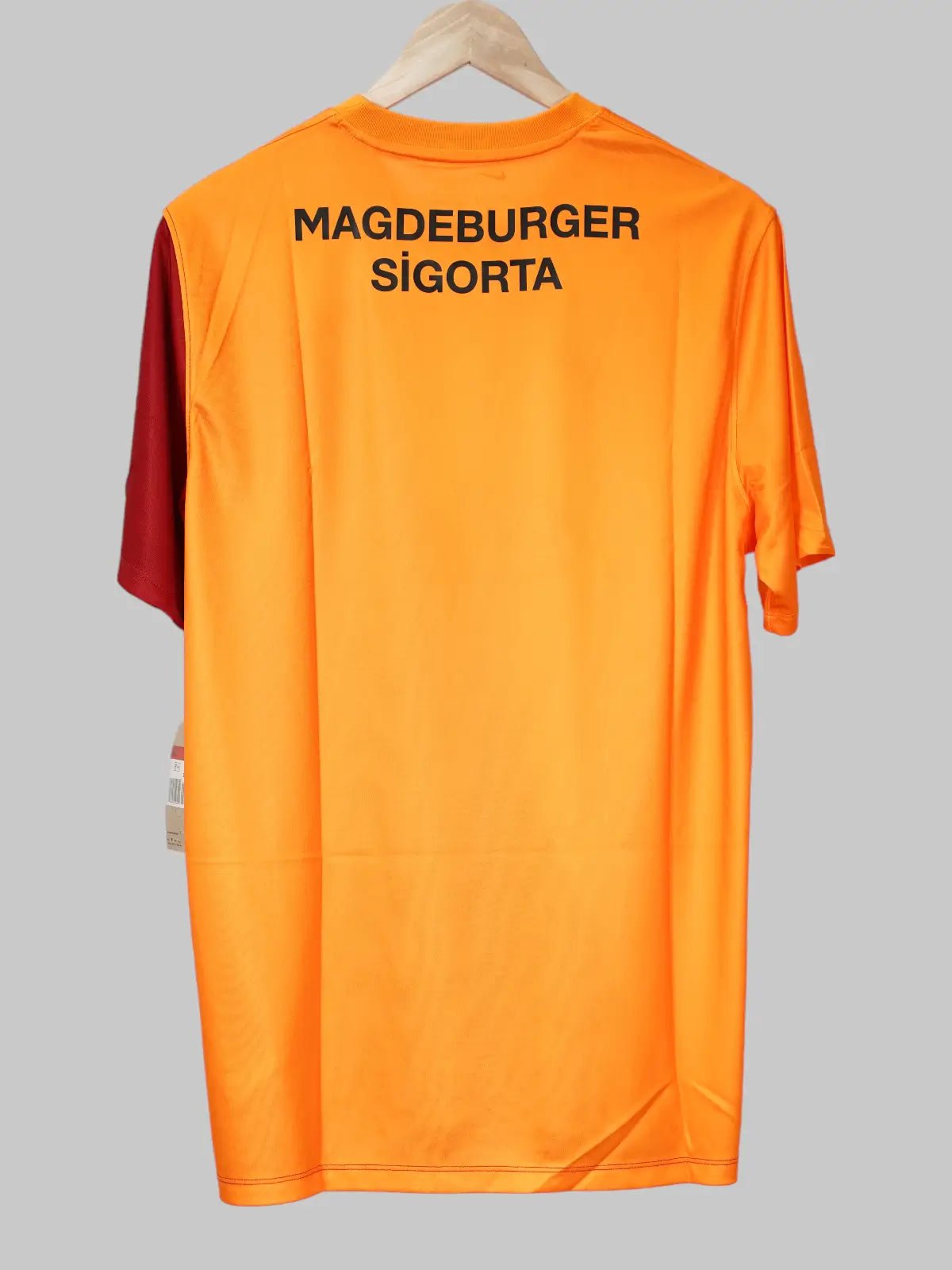 Galatasaray Home Shirt 2021/2022 BNWT (L)