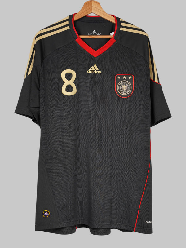 Germany Away Shirt 2010/11 Ozil 8 (XL)