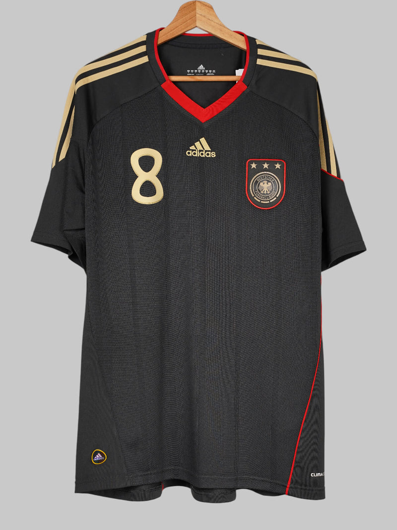 Germany Away Shirt 2010/11 Ozil 8 (XL)