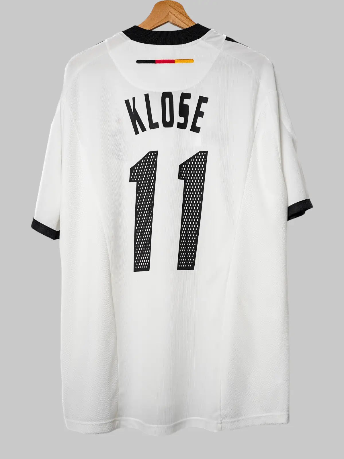 Germany Home Shirt 2002/3 Klose 11 (XL)