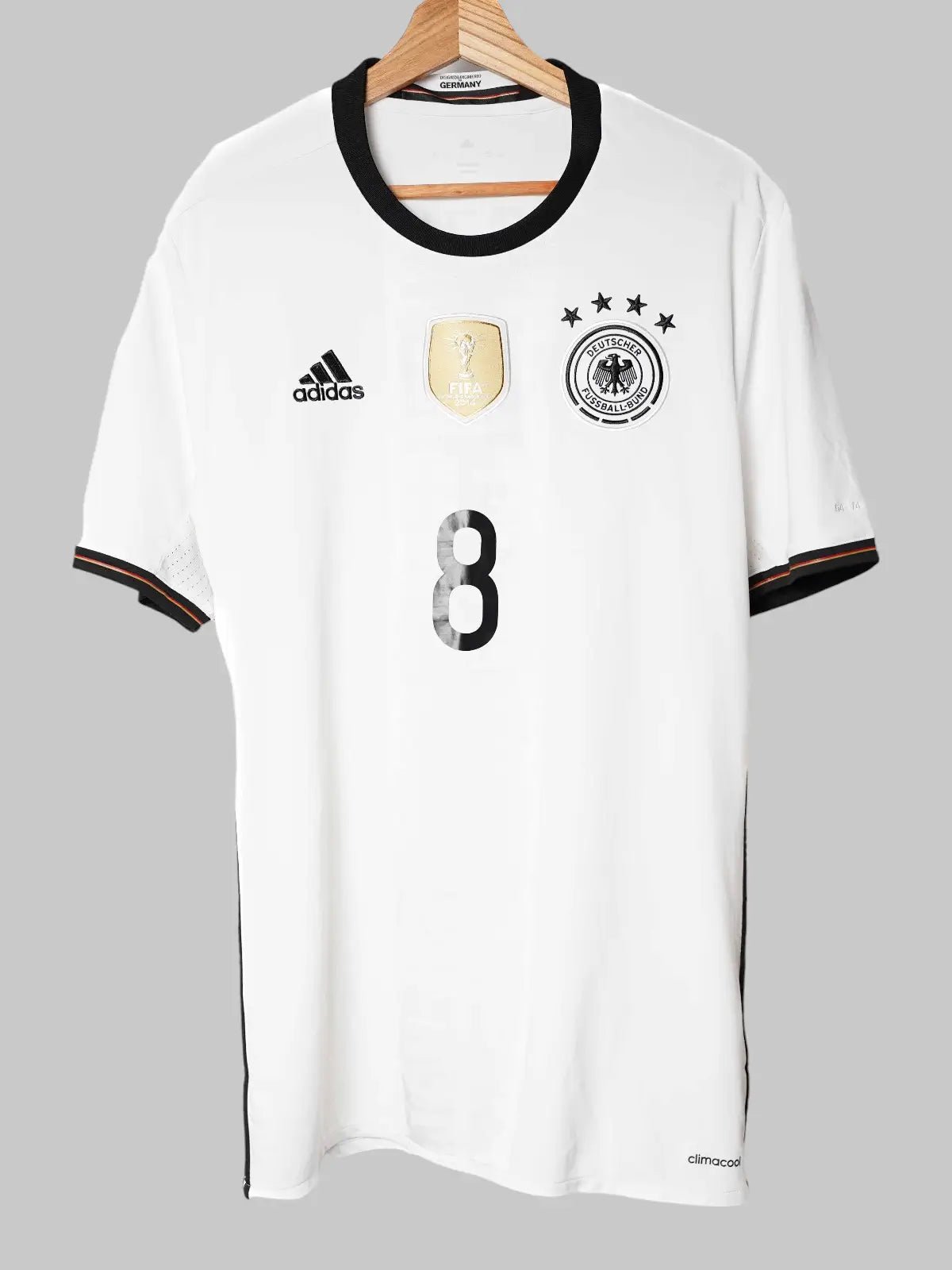 Germany Home Shirt 2015/16 Özil 8 (L)