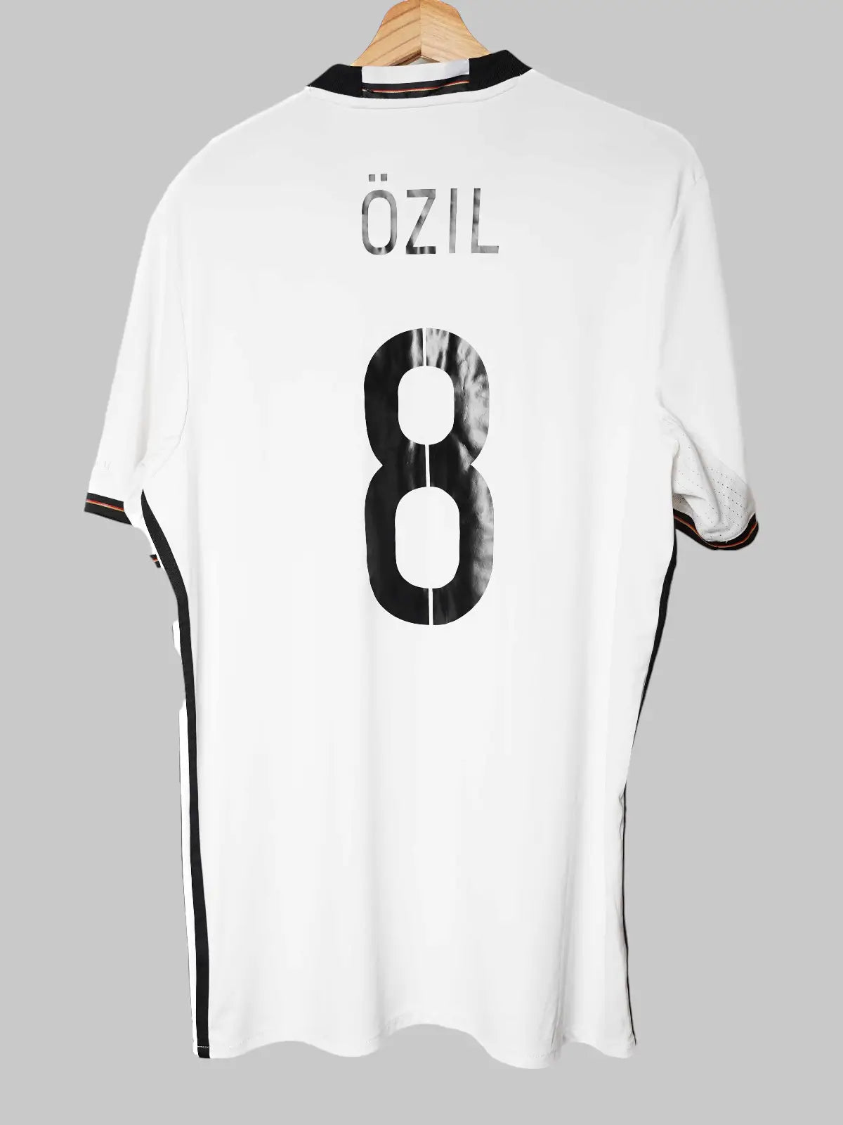 Germany Home Shirt 2015/16 Özil 8 (L)