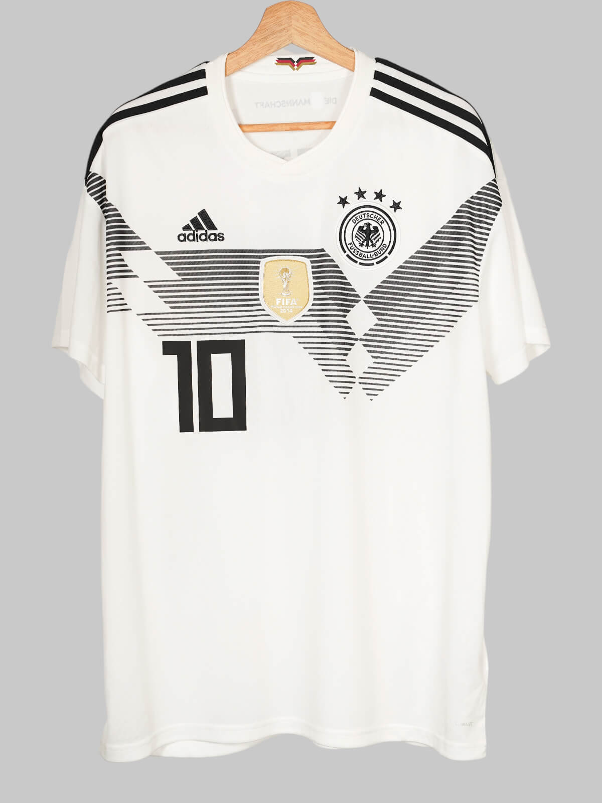 2018/19 Germany Özil #10 Home Shirt (XL) Adidas | First11
