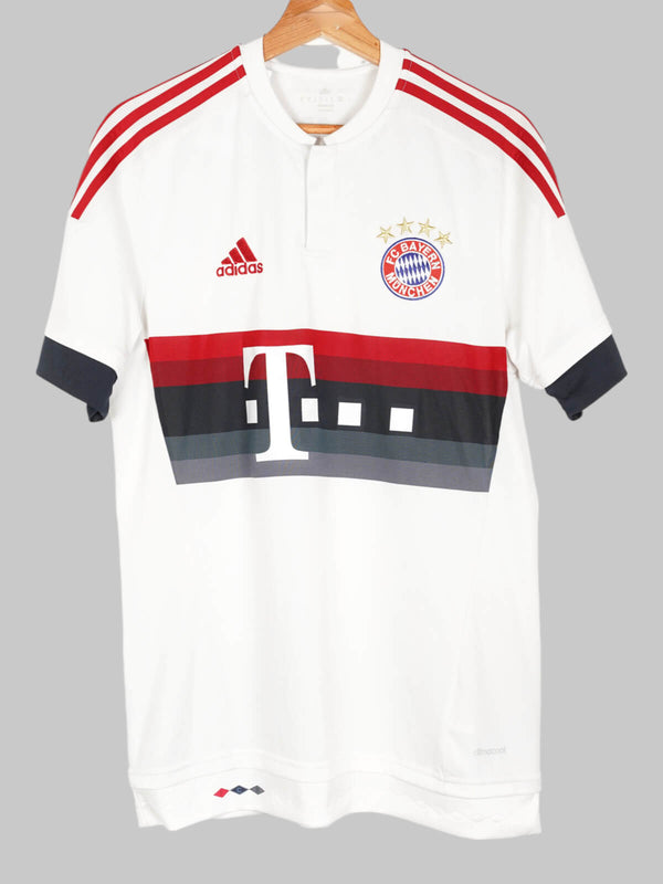 2015/16 FC Bayern München Away Shirt (M) Adidas