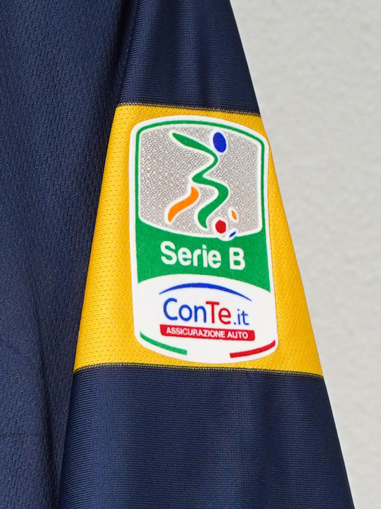 Hellas Verona Home Shirt 2016/17 Signed & Match Worn Bianchetti 4 (XL)