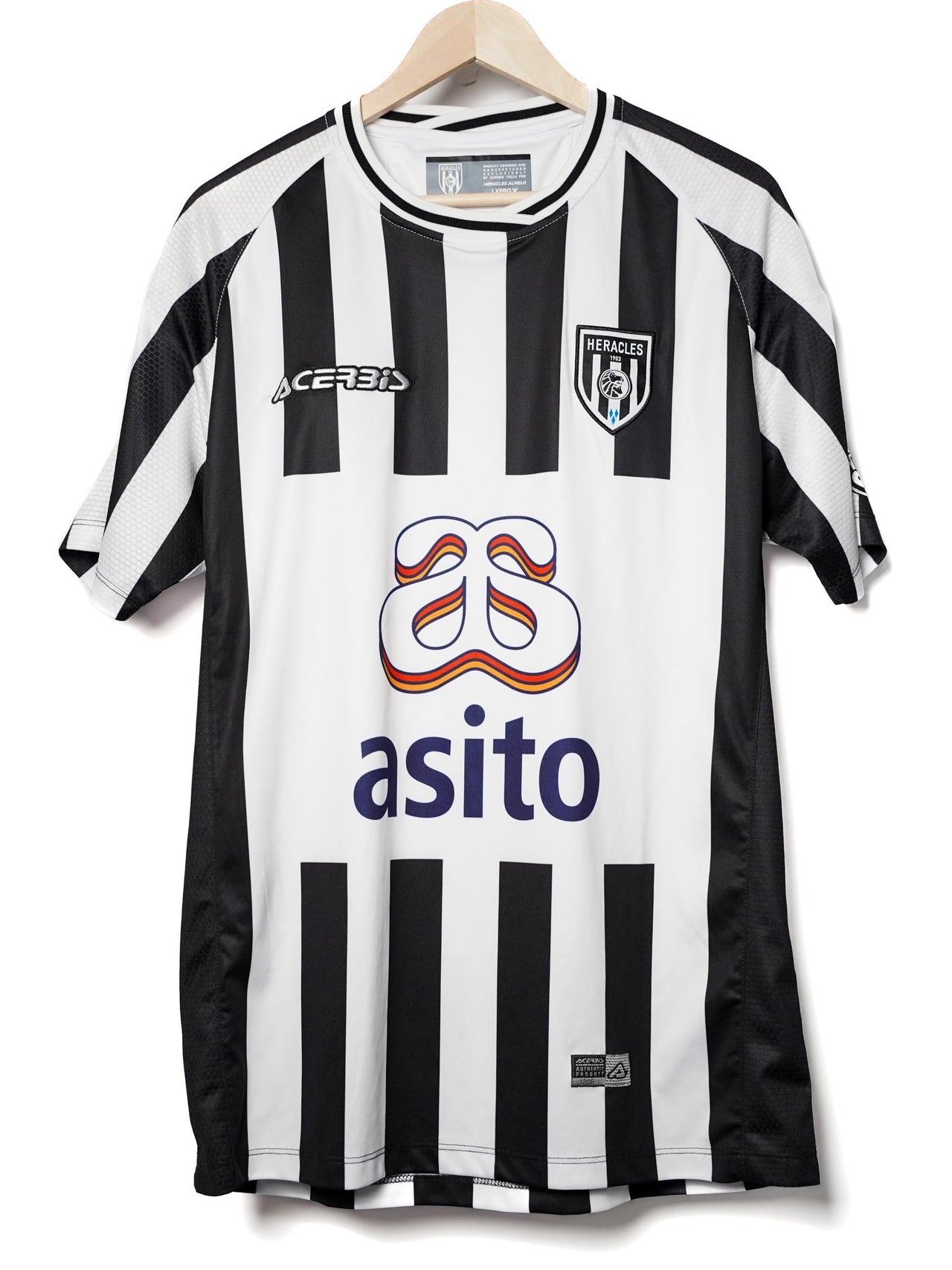 Heracles Almelo Home Shirt 2022/23 (XL)