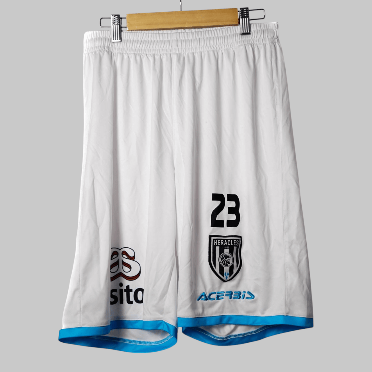 Heracles Almelo Home Shorts 2017/18 23 (XL)