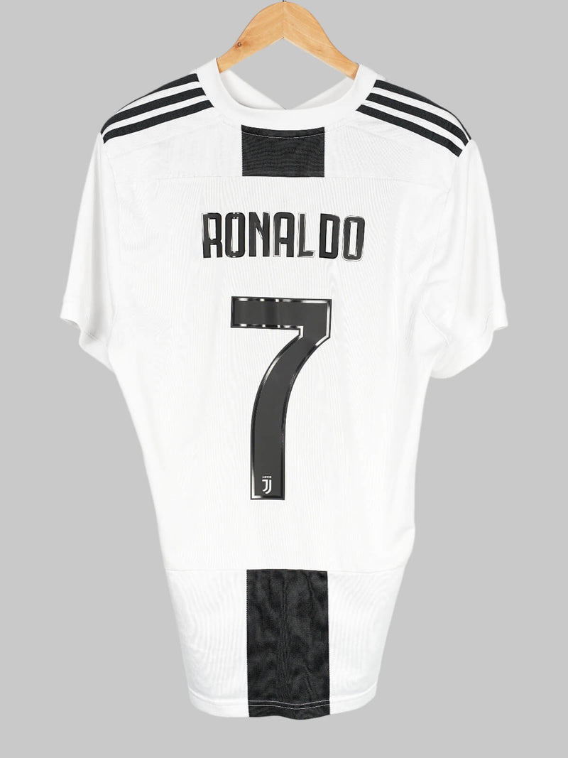 2018/19 Juventus Ronaldo #7 Home Shirt (XL)