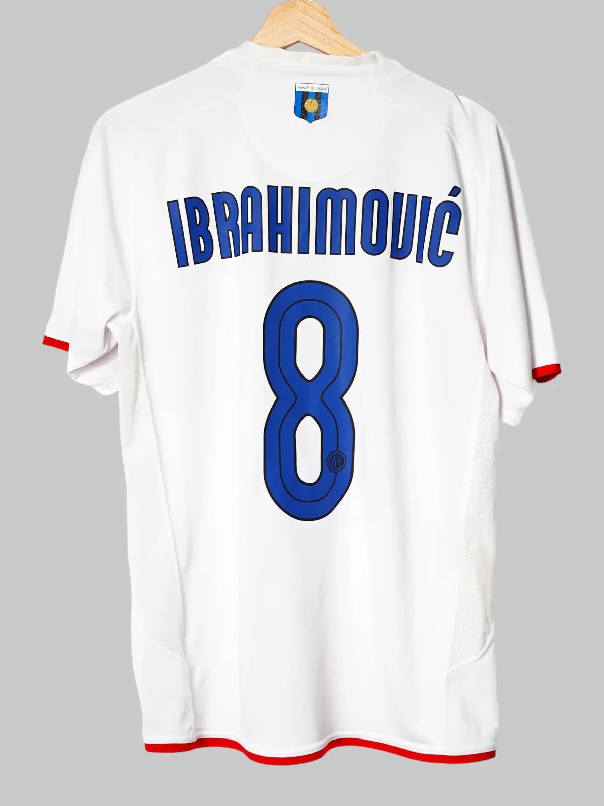 Inter Away Shirt 2007/8 Ibrahimovic 8 (M)
