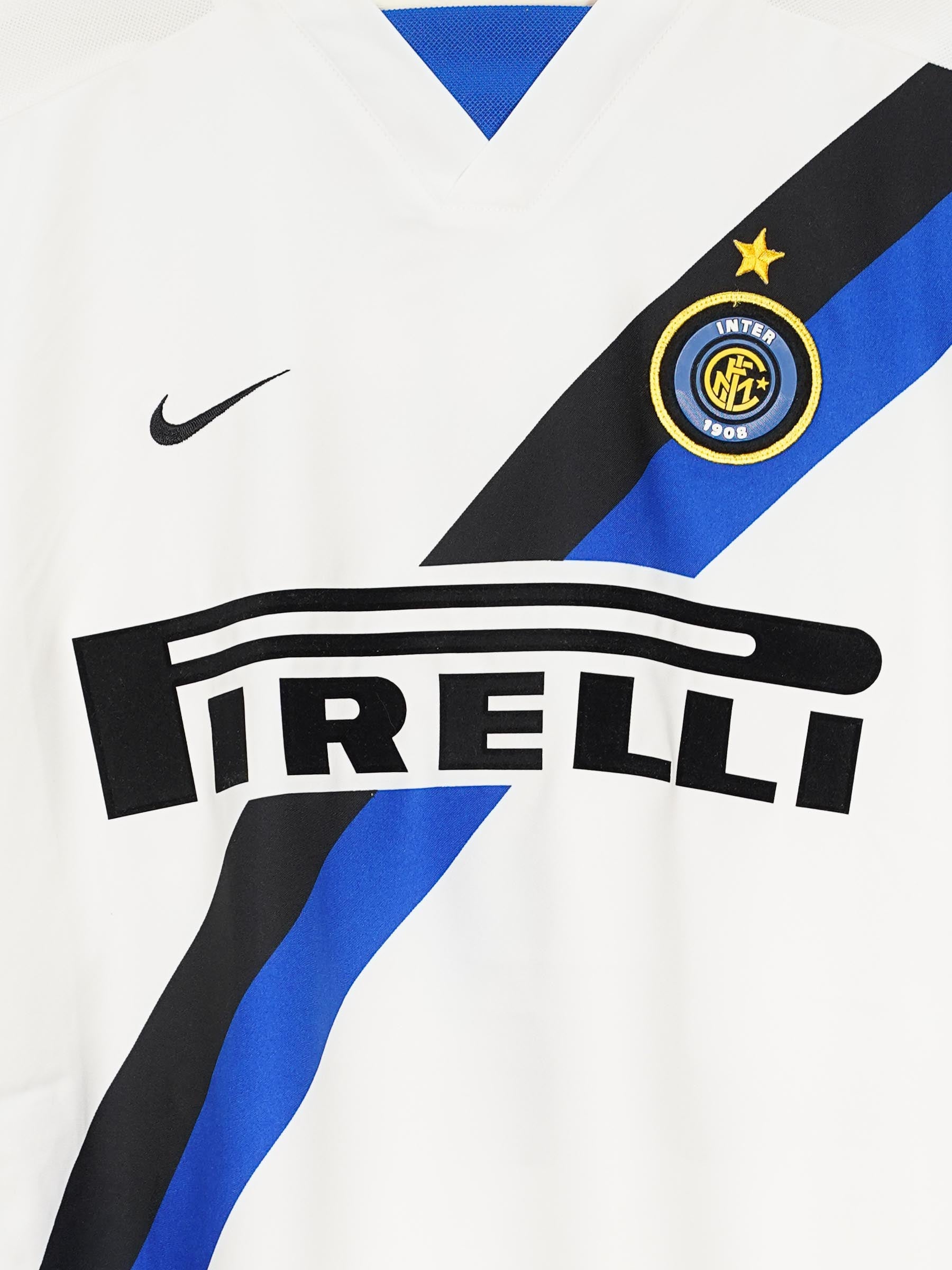 2002/03 Inter Milan Vieri #32 Away Shirt (L) Nike | First11