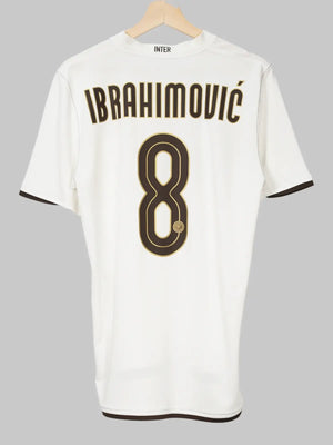 Inter Milan Away Shirt 2008/9 Ibrahimovic 8 (M)
