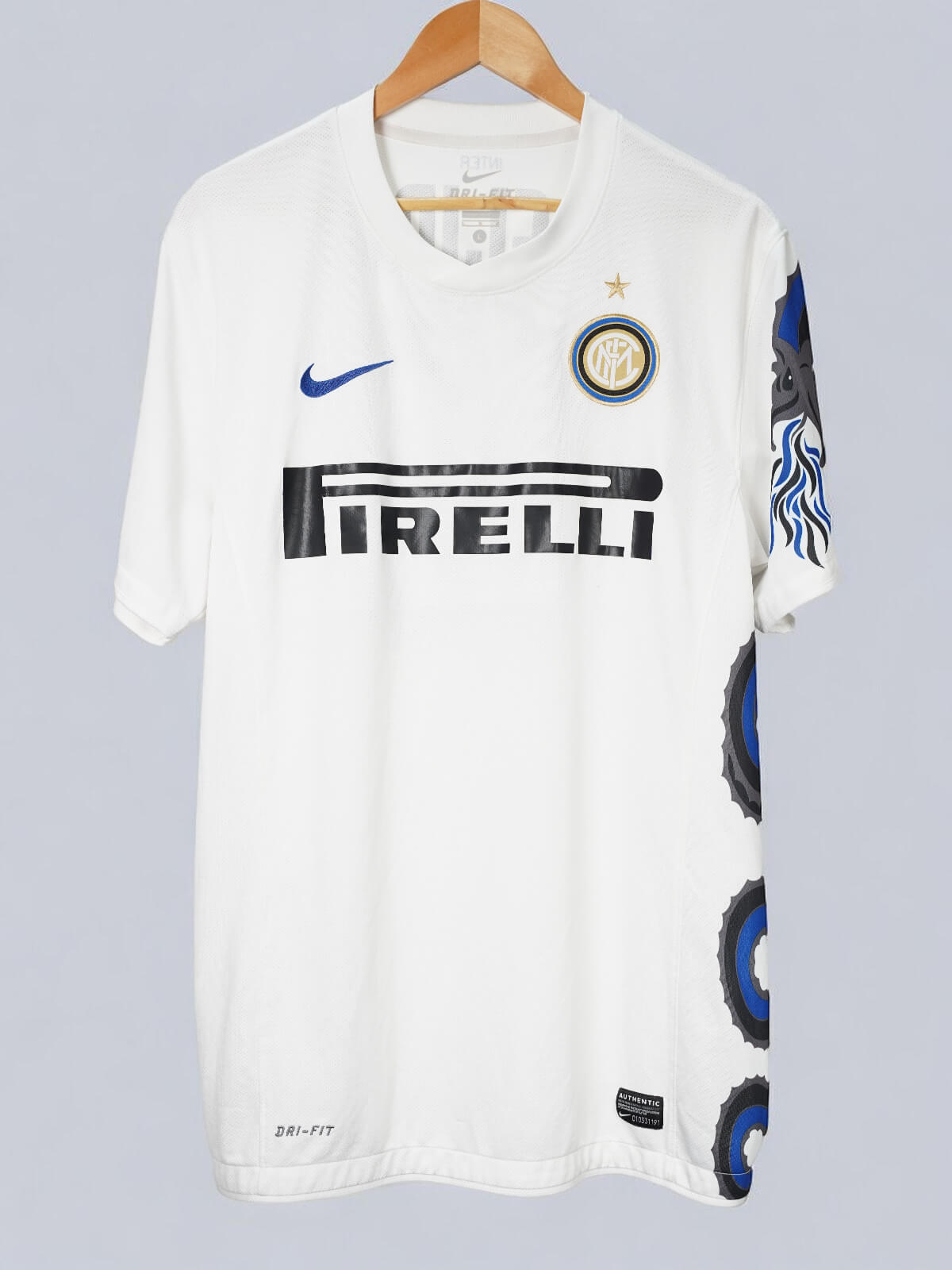 Inter Milan Away Shirt 2010/11 Sneijder 10 (L)