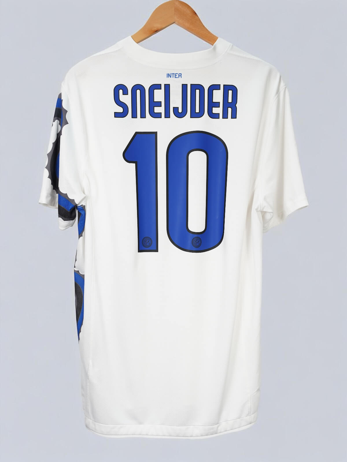 Inter Milan Away Shirt 2010/11 Sneijder 10 (L)