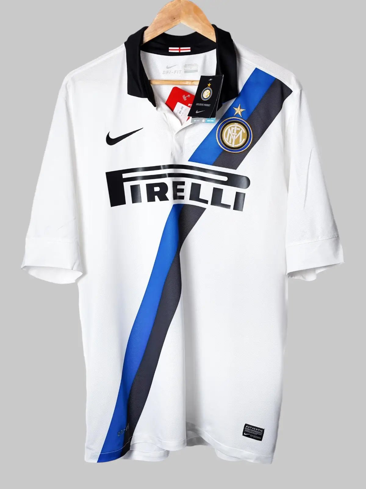 Inter Milan Away Shirt 2011/12 BNWT (L)