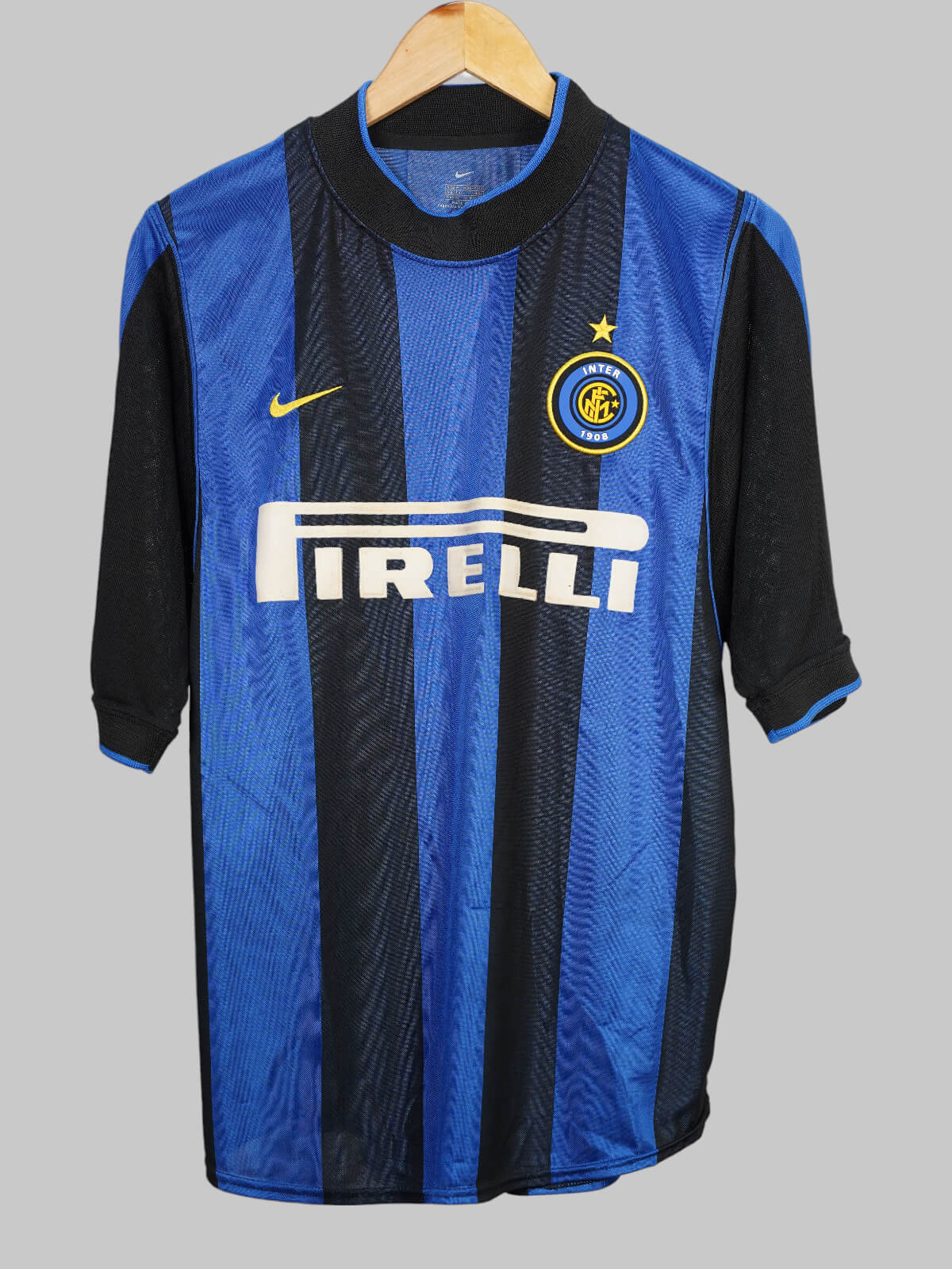 Inter Milan Home Shirt 2000/1 Ronaldo 9 (M)