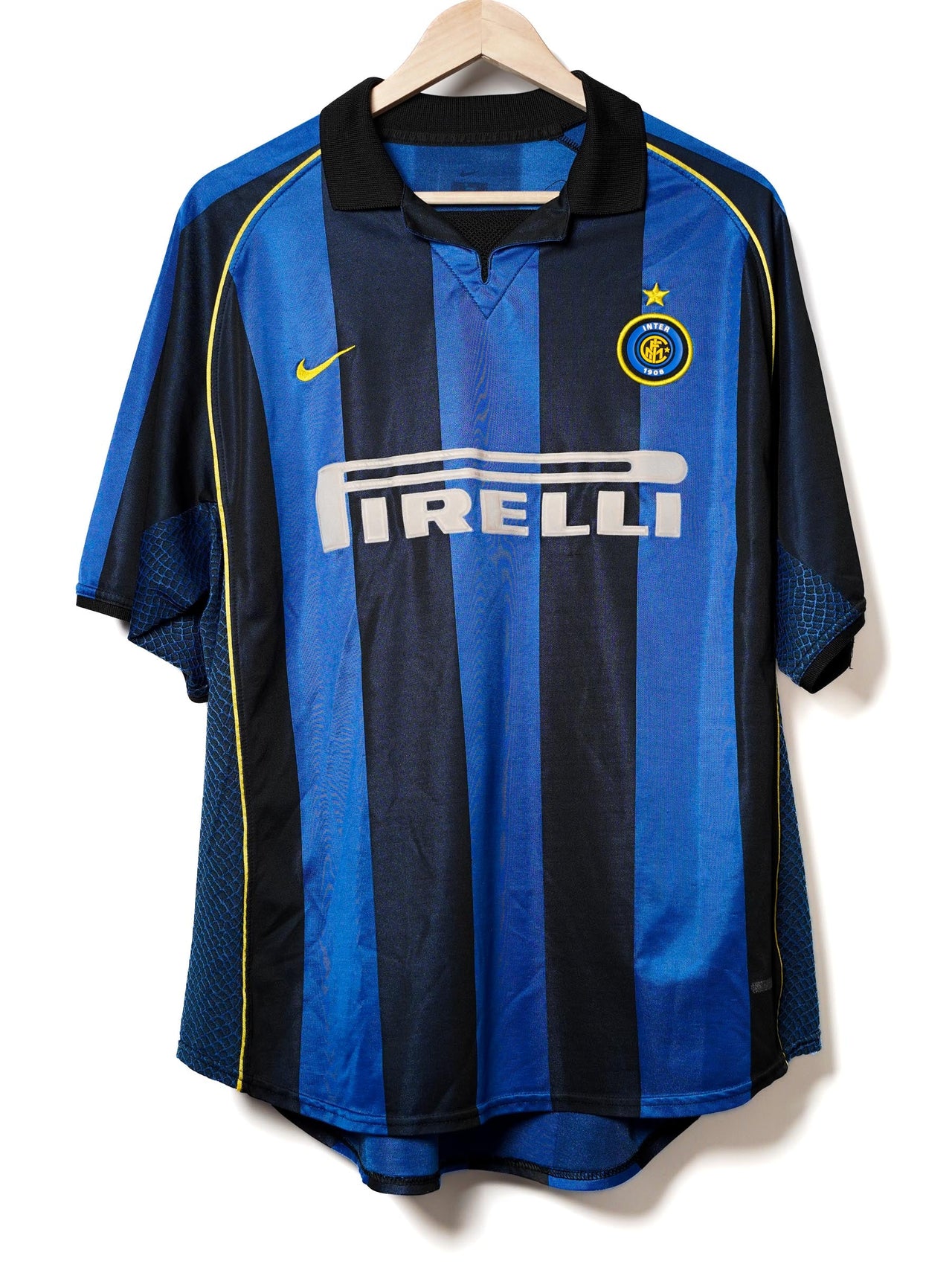 Inter Milan Home Shirt 2001/2 Ronaldo 9 (XL)