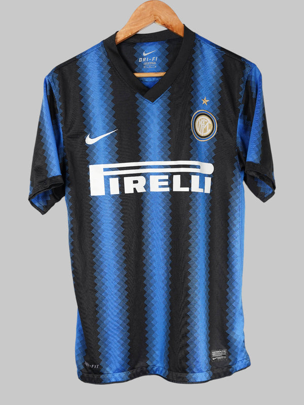 Inter Milan Home Shirt 2010/11 Balotelli 45 (M)