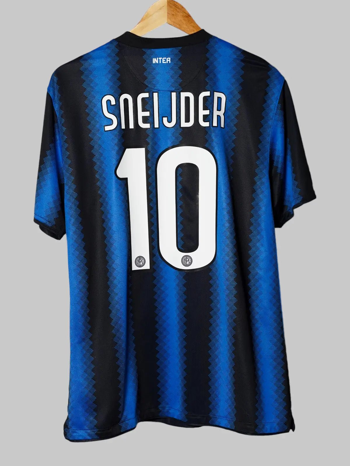 Inter Milan Home Shirt 2010/11 Sneijder 10 (L)