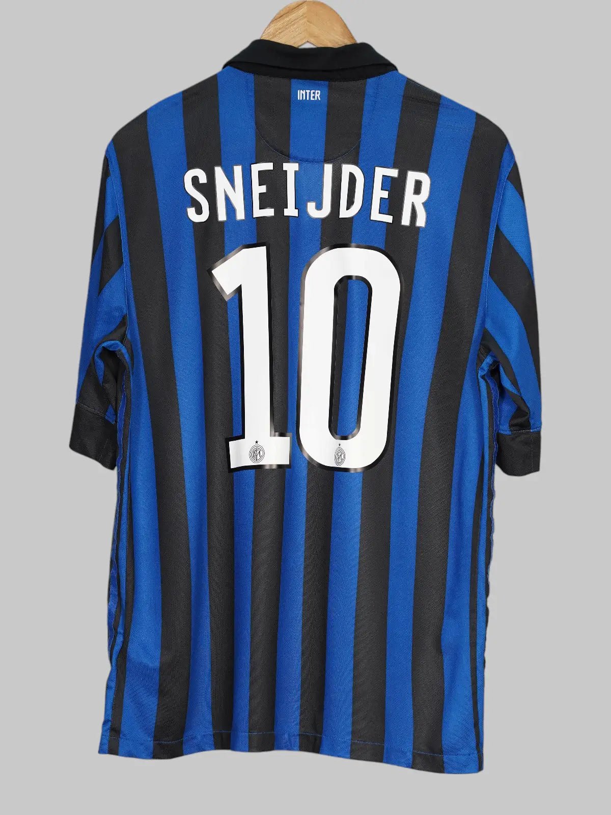 Inter Milan Home Shirt 2011/12 Sneijder 10 (L)