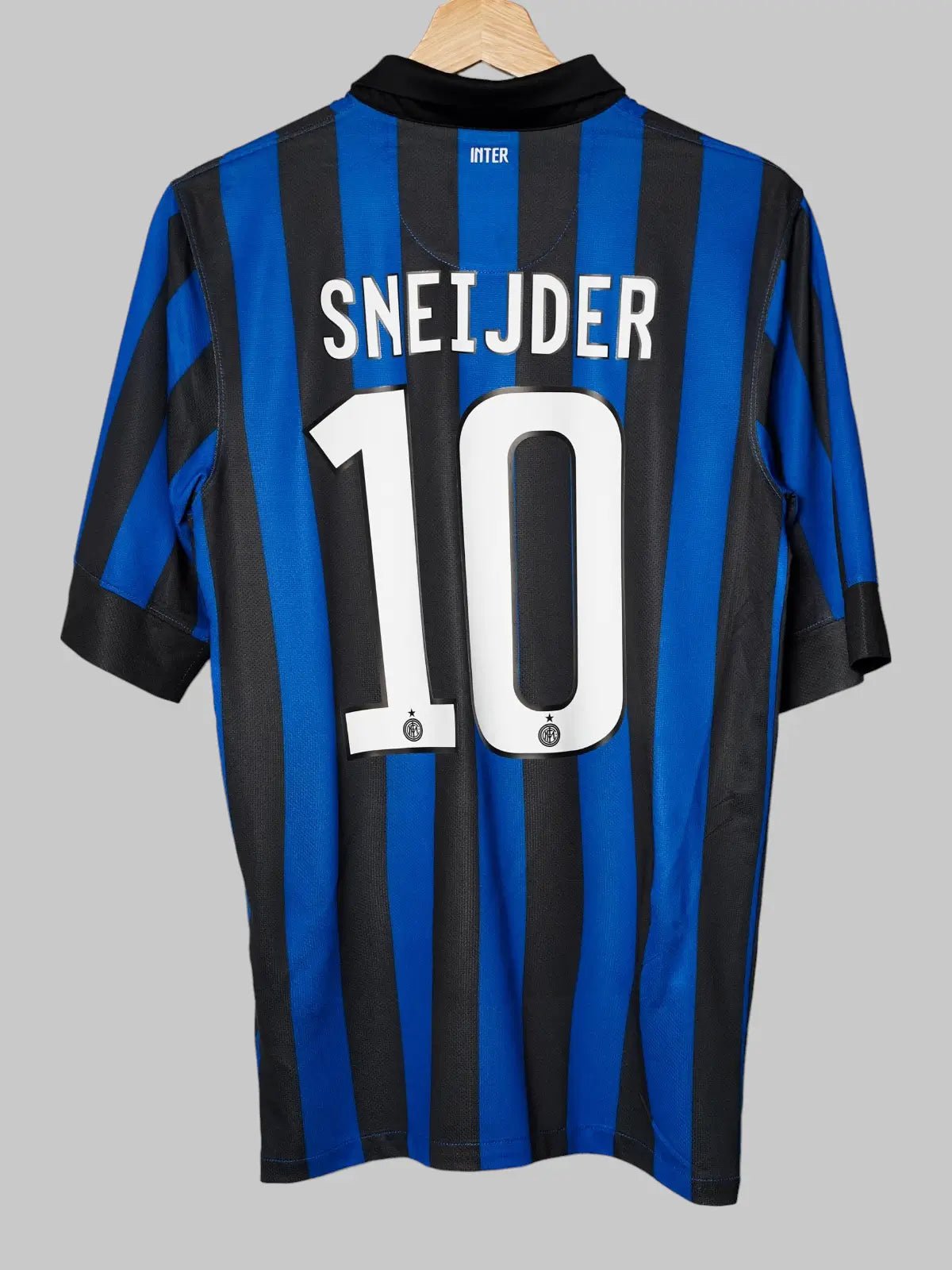 Inter Milan Home Shirt 2011/12 Sneijder 10 (S)