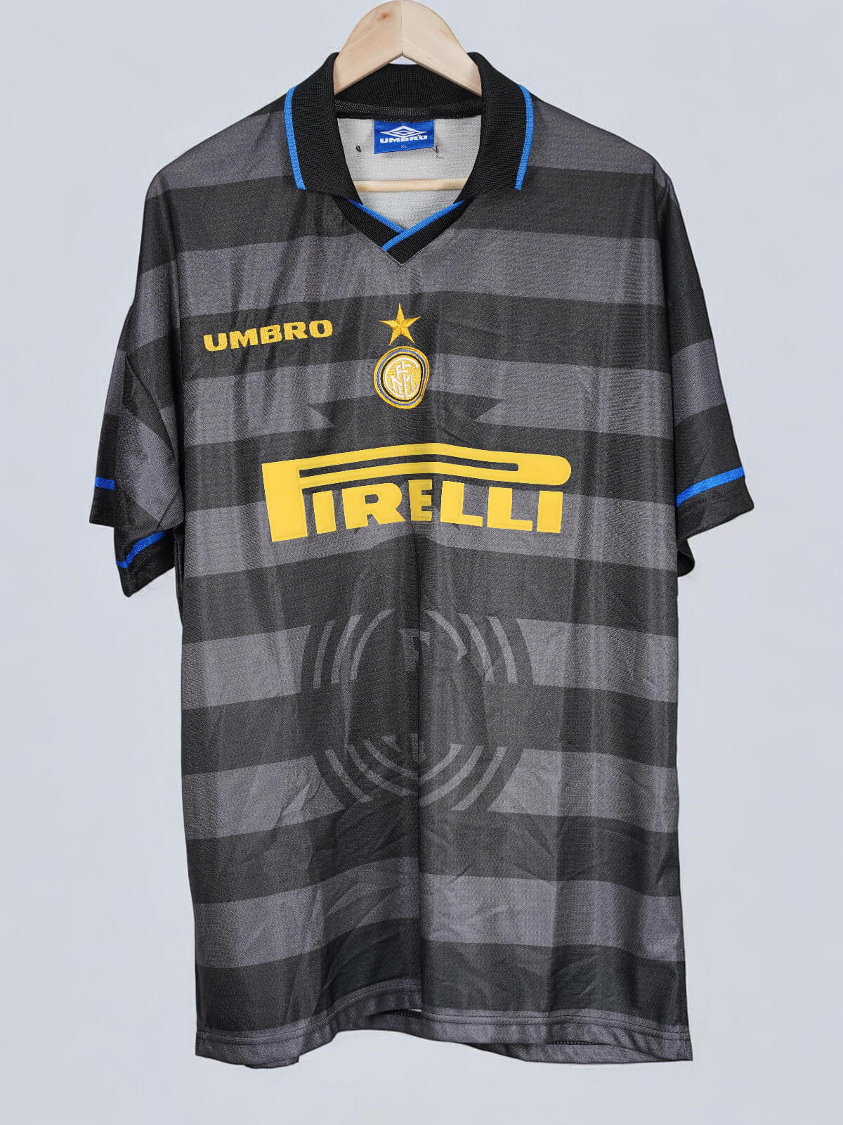Inter Milan Third Shirt 1997/98 Ronaldo 10 (XL)