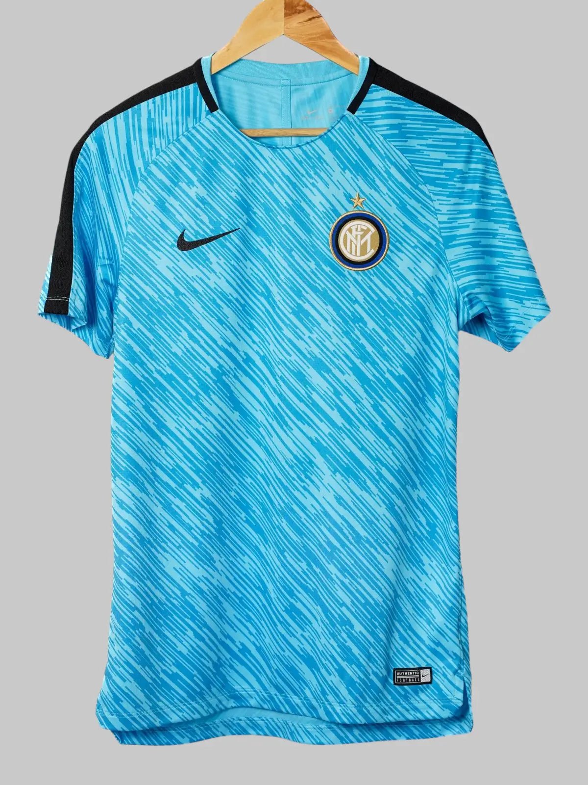 Inter Milan Training Shirt 2017/18 (M)