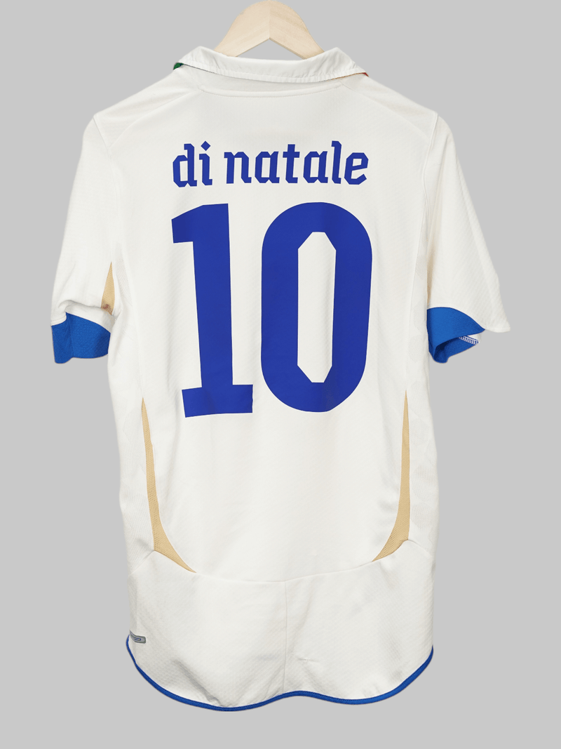 Italy Away Shirt 2010/11 Di natale 10 (S)