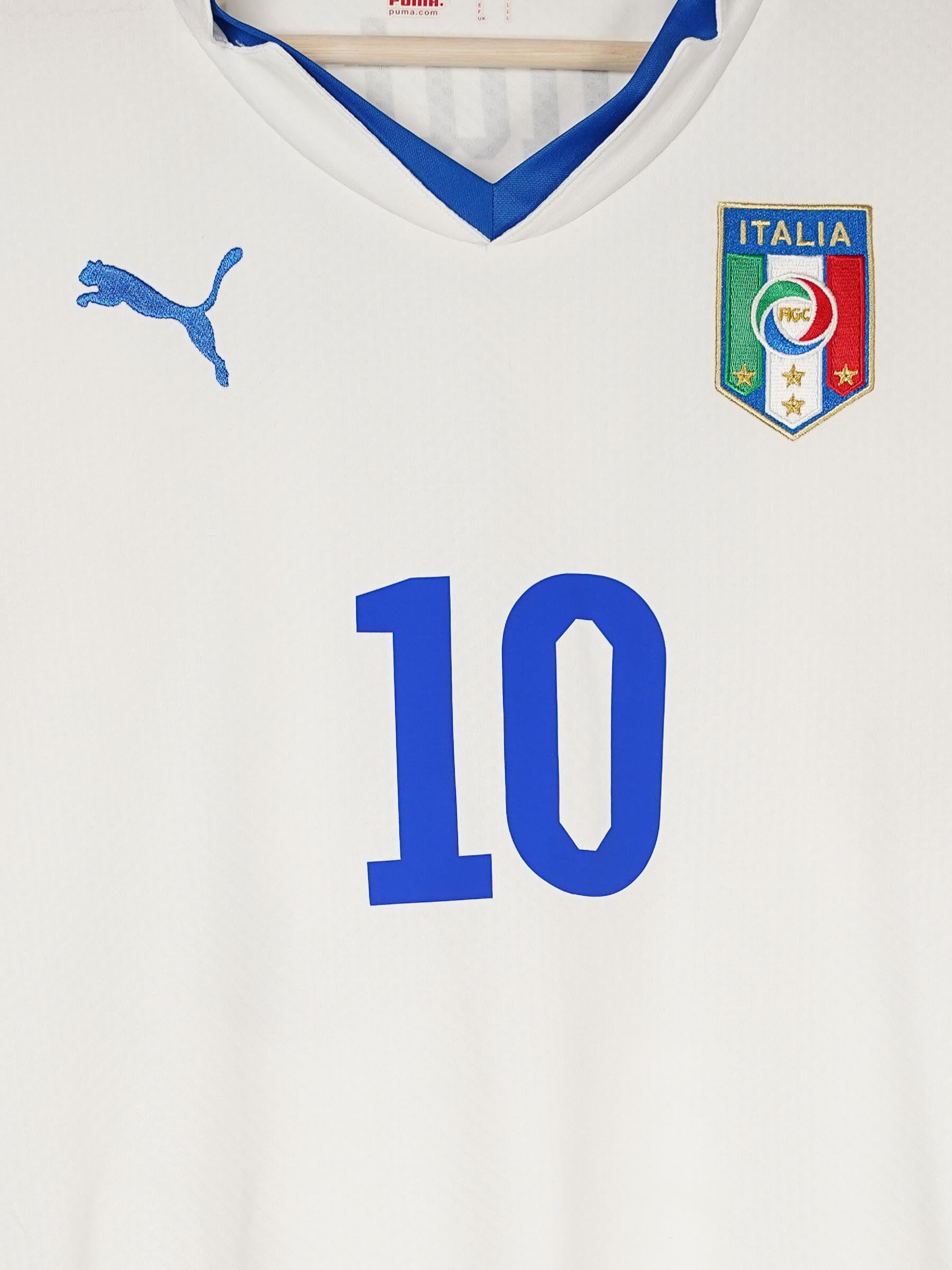 2010/12 Italy Di Natale #10 Away Shirt (L) Puma | First11