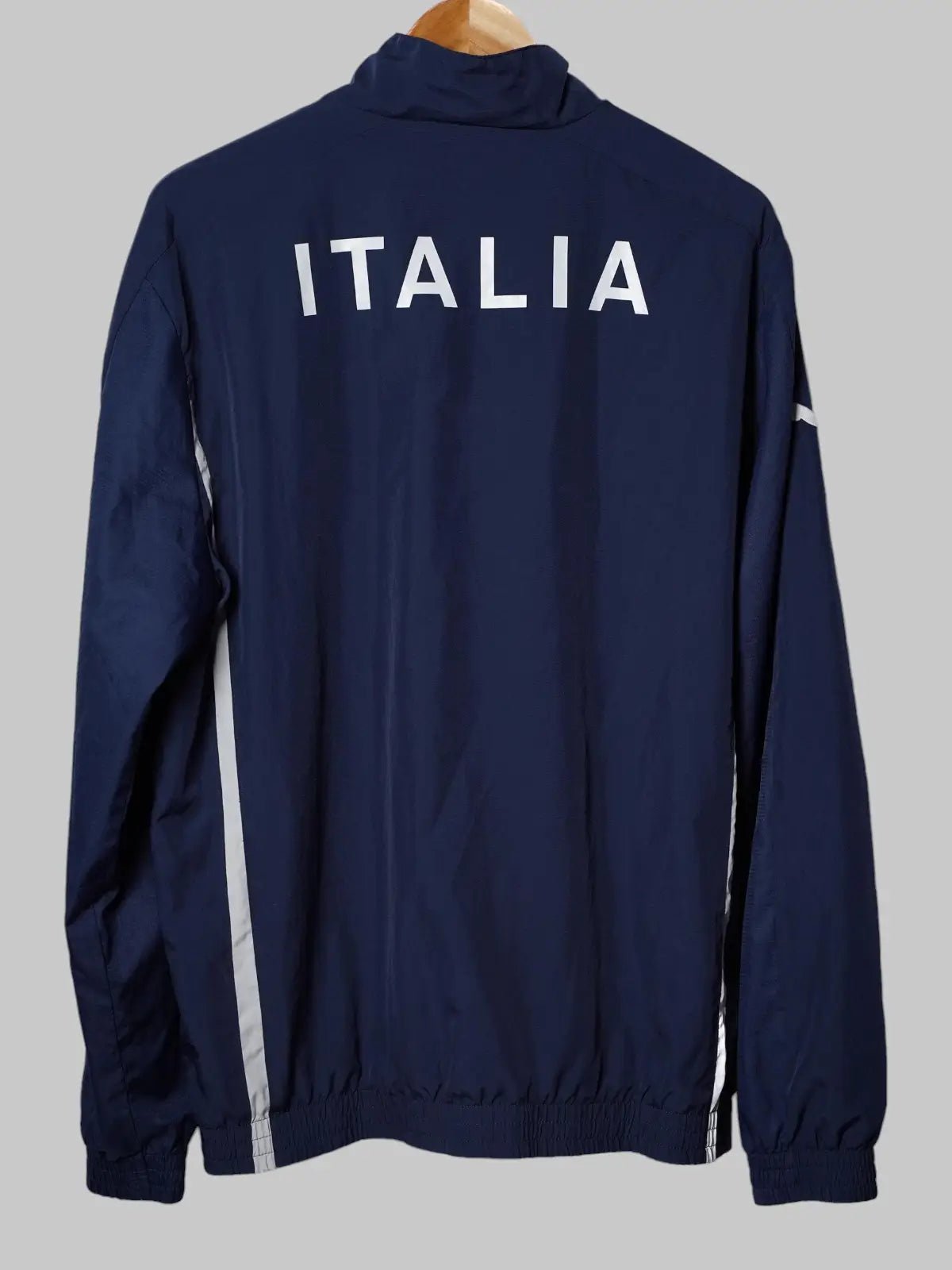Italy Full Tracksuit 2012/13 (L)
