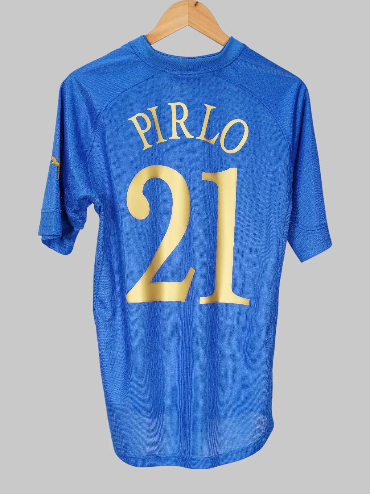 Italy Home Shirt 2004/5 Pirlo 21 (M)