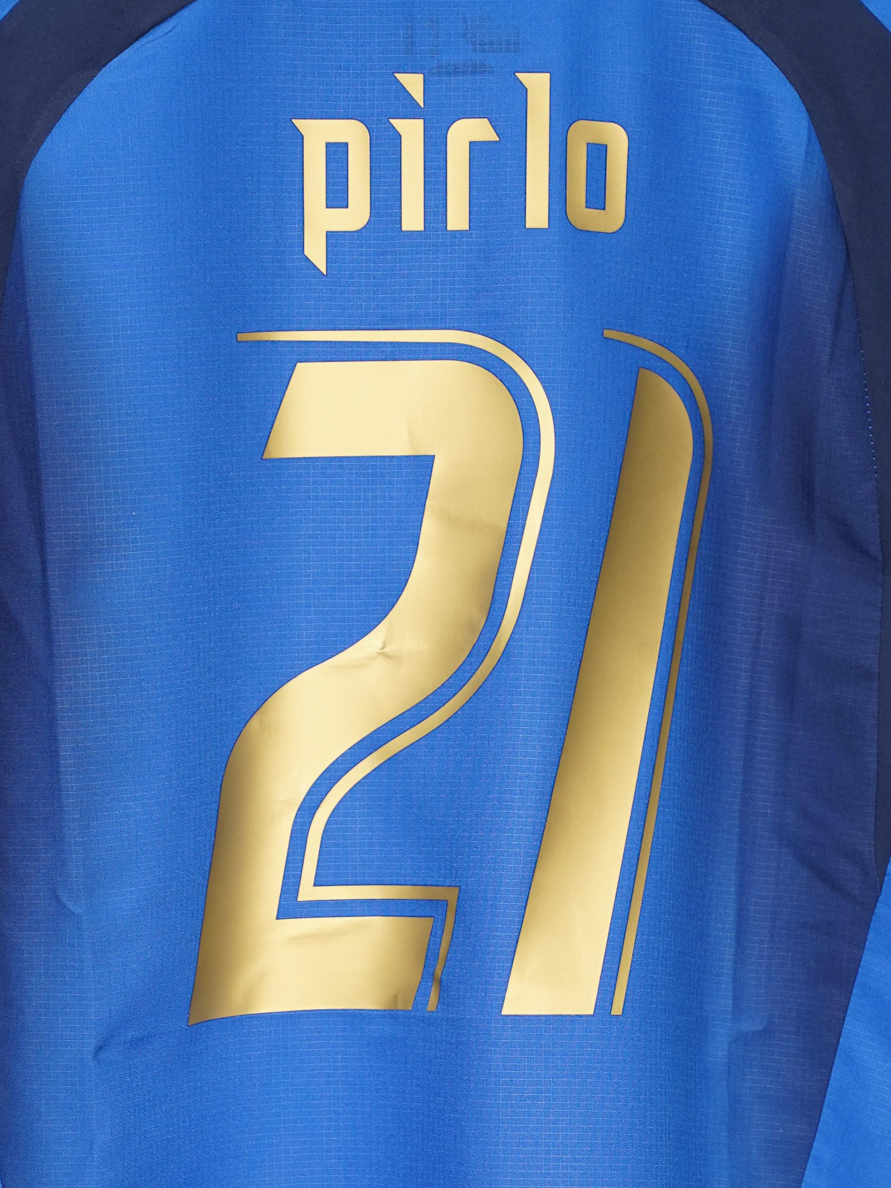 Italy Home Shirt 2006/7 Pirlo 21 (M)