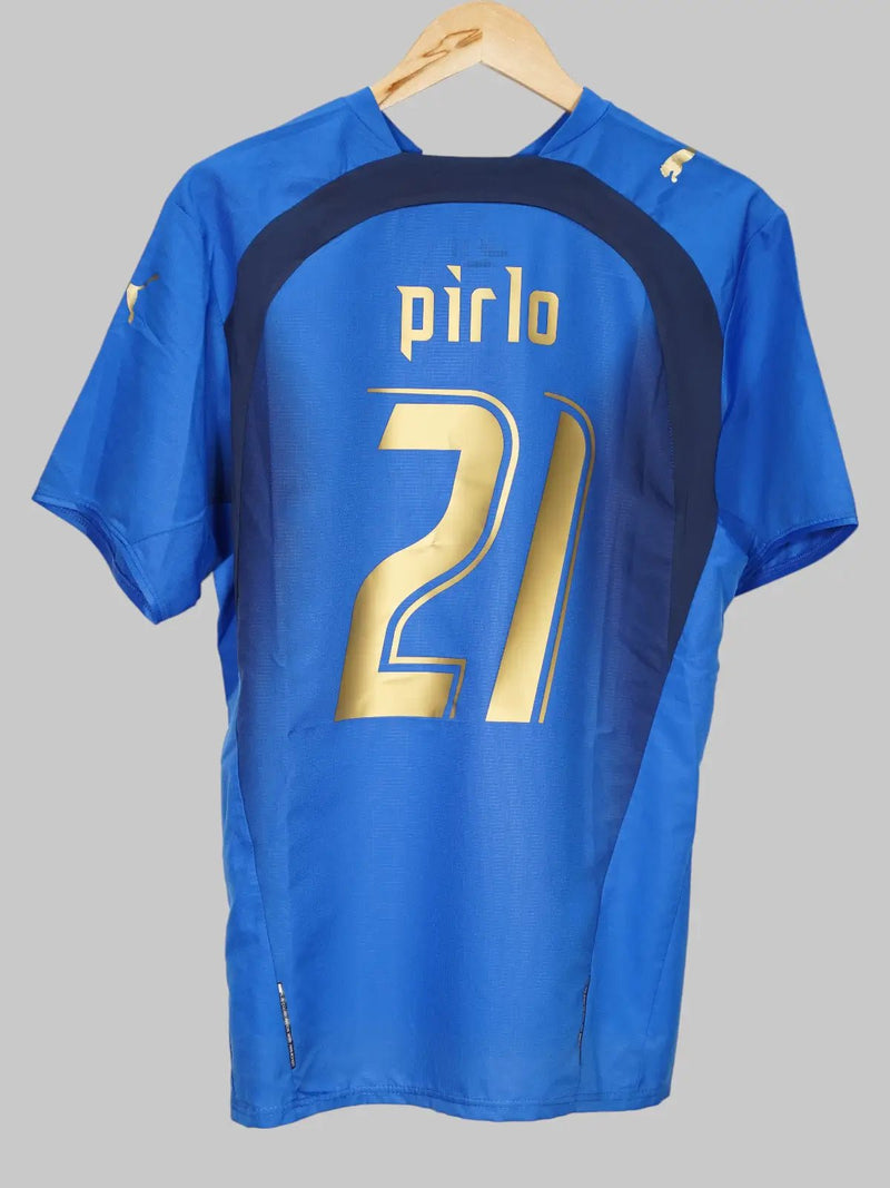 Italy Home Shirt 2006/7 Pirlo 21 (M)