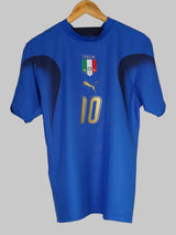 Italy Home Shirt 2006/7 Totti 10 (S)