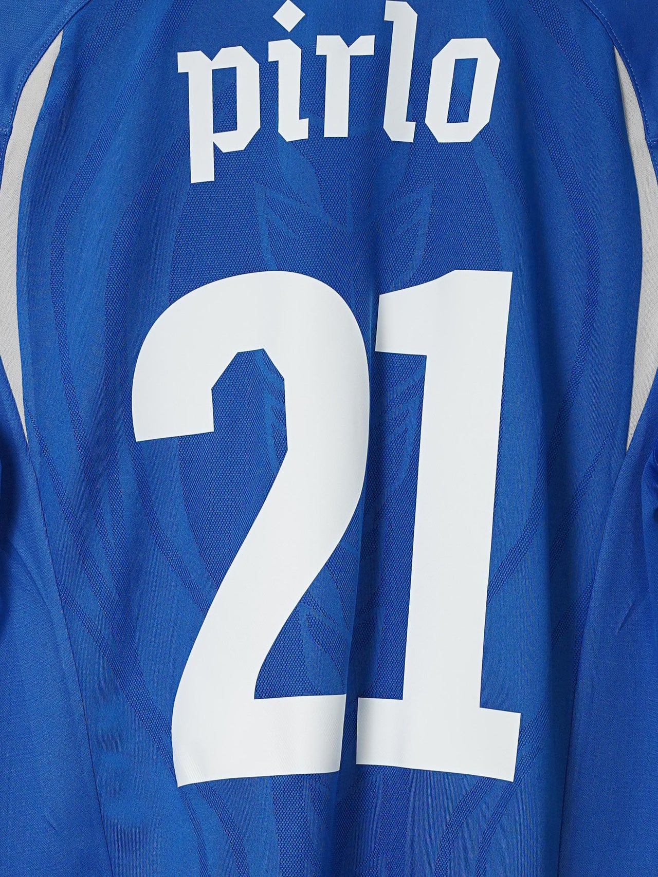 Italy Home Shirt 2010/12 Pirlo 21 (M)