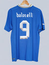 Camiseta local de Italia 2011/12 Balotelli #9 (L)