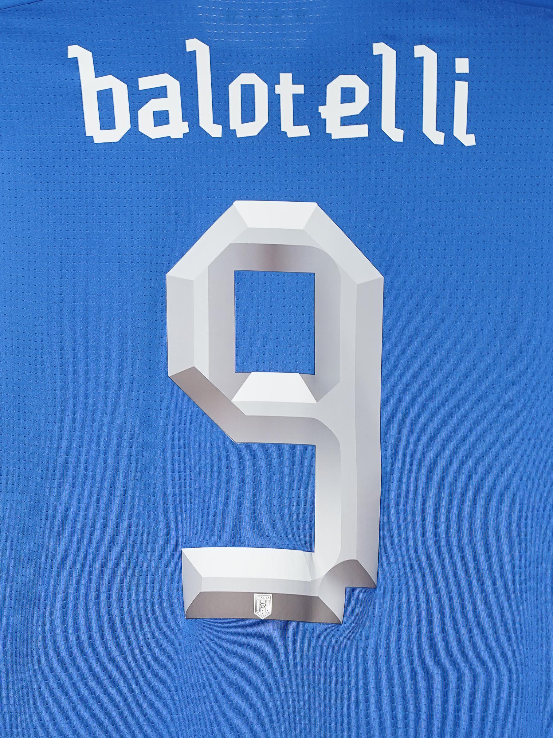 Italy Home Shirt L/S 2012/13 Balotelli 9 (L)
