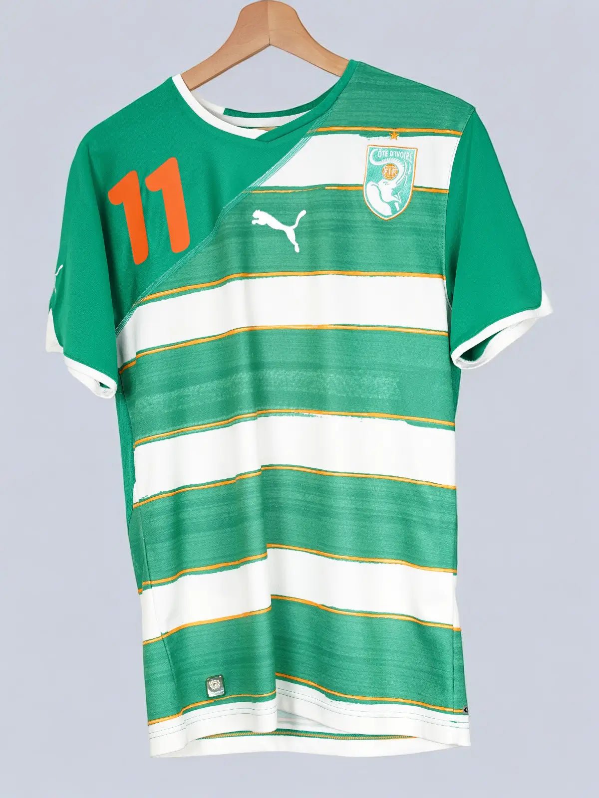 Ivory Coast Away Shirt 2010/11 Drogba 11 (S)