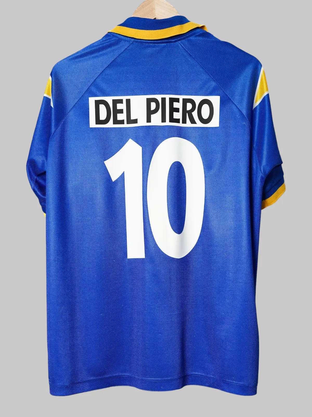 1995/96 Juventus Del Piero #10 Away Shirt (L) Kappa | First11