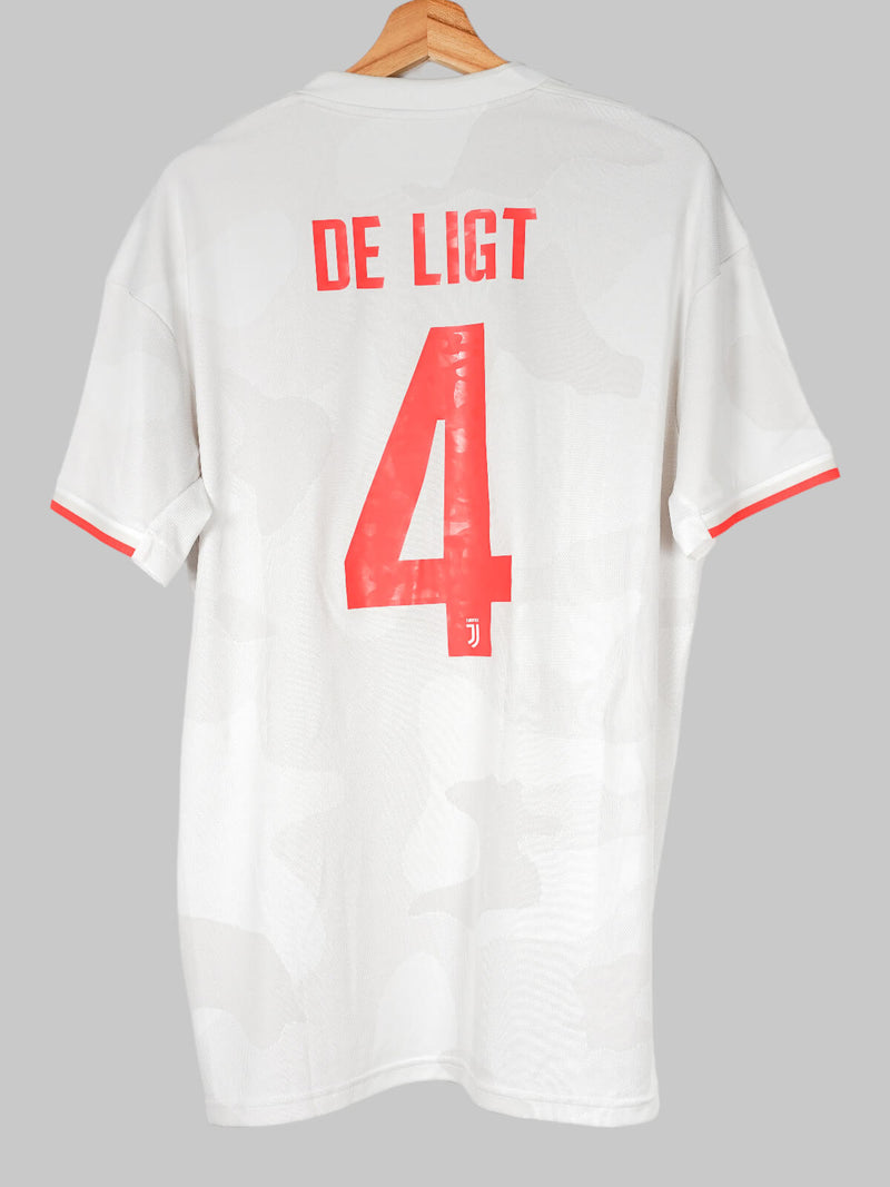 Juventus Away Shirt 2019/20 De Ligt 4 (L)