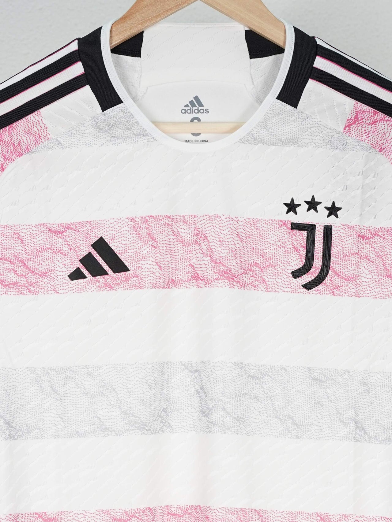 Juventus Away Shirt 2023/24 Player Issue (M)