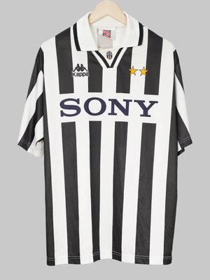 Juventus Home Shirt 1996/97 (XL)