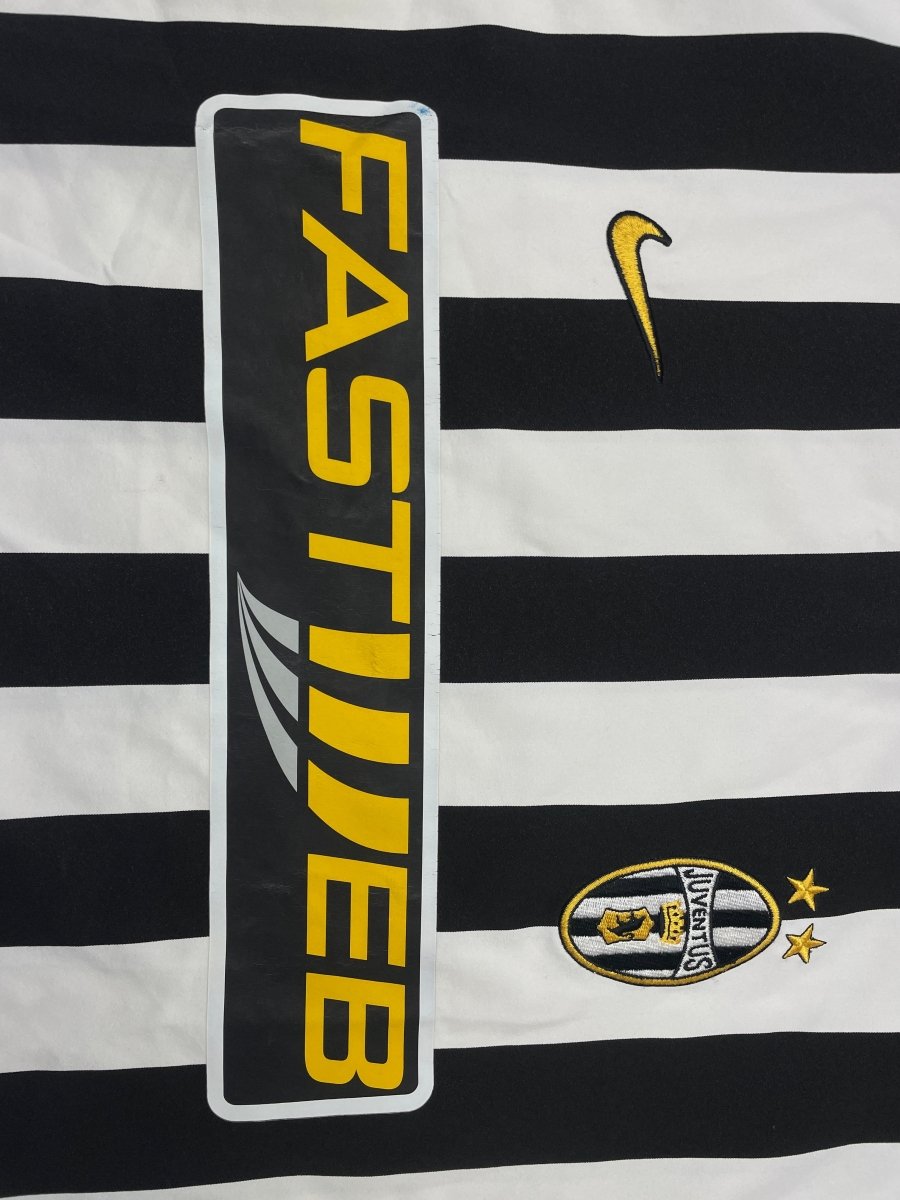 Juventus Home Shirt 2003/4 - 8/10 - L