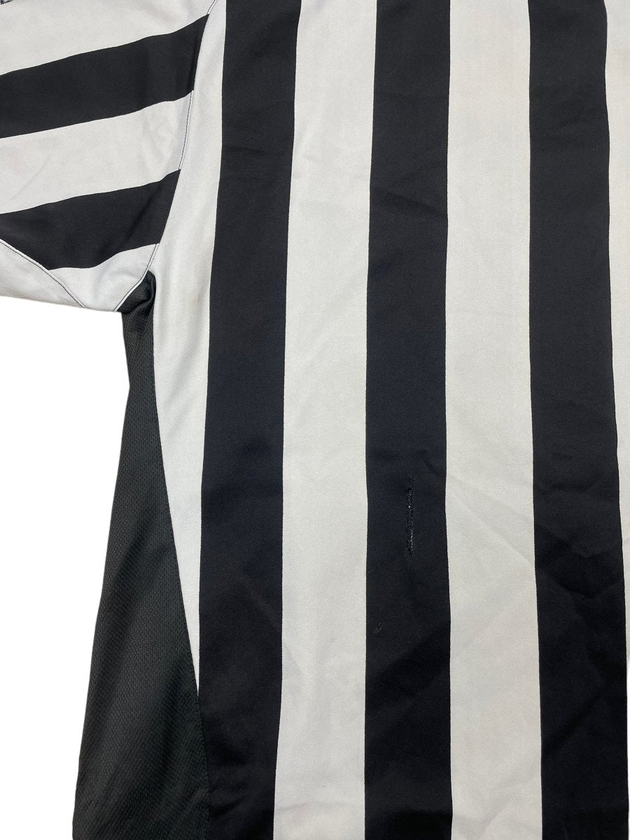 Juventus Home Shirt 2005/6 - 7/10 - XL