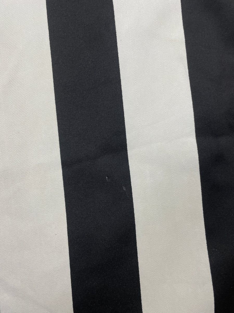 Juventus Home Shirt 2005/6 - 7/10 - XL