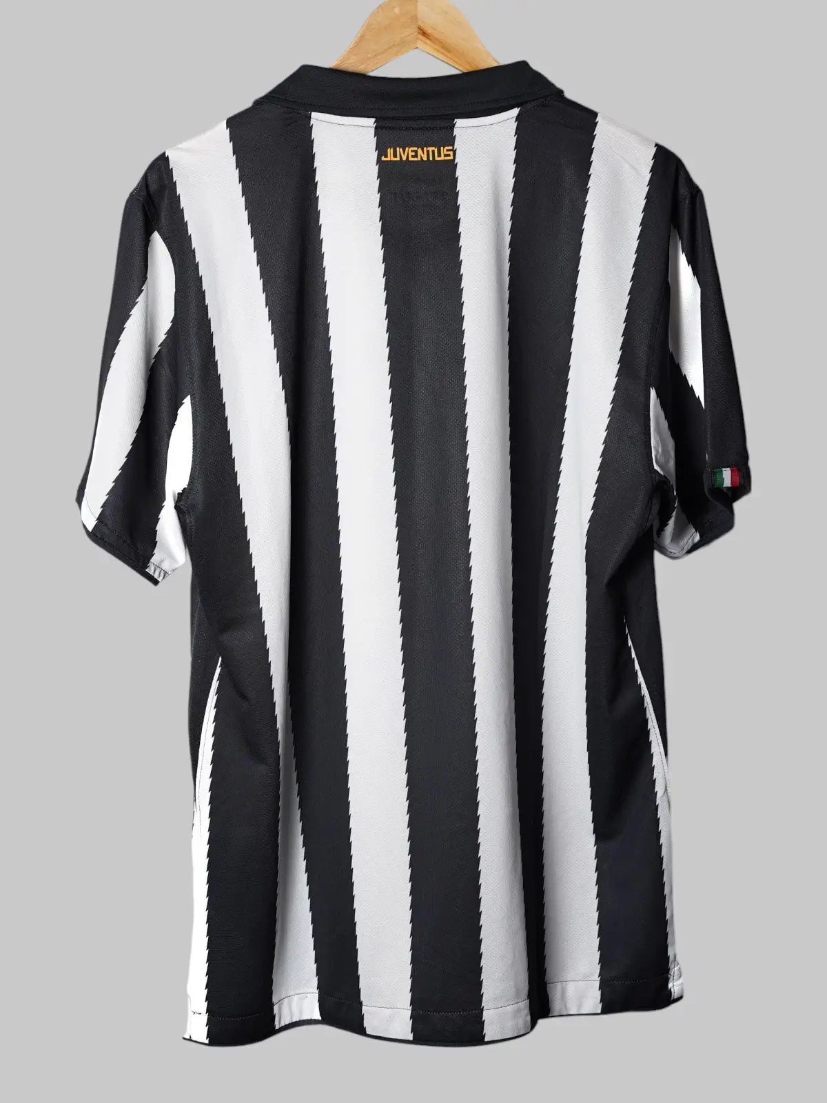 Juventus Home Shirt 2010/11 (L)