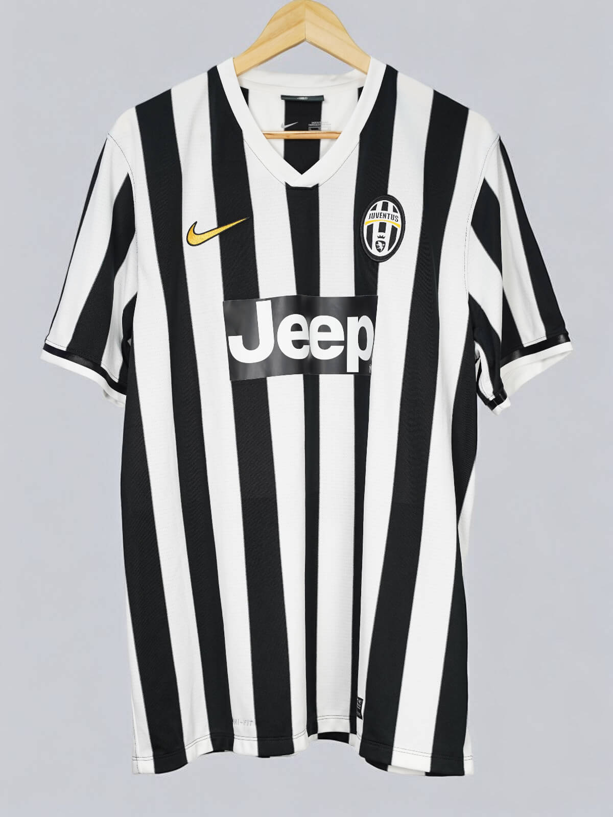 2013/14 Juventus Pogba #6 Home Shirt (XL) Nike | First11