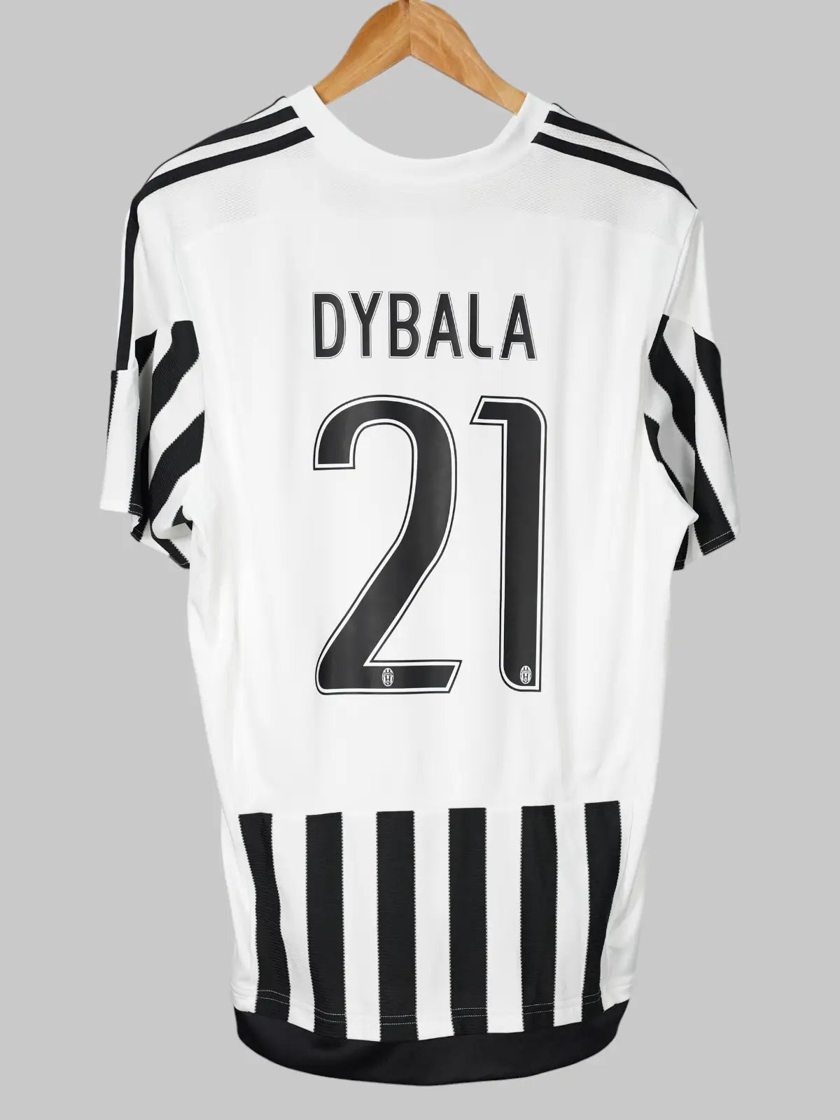Juventus Home Shirt 2015/16 Dybala 21 (XL)