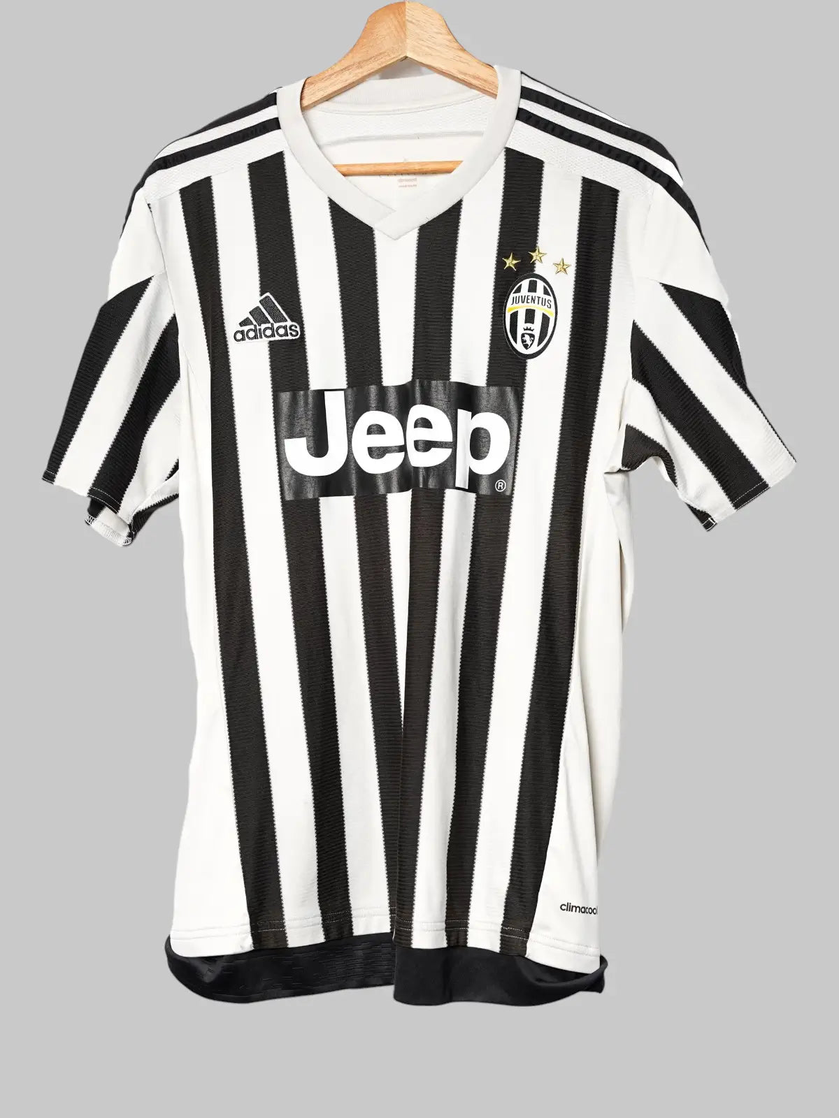 Juventus Home Shirt 2015/16 Pogba 10 (L)