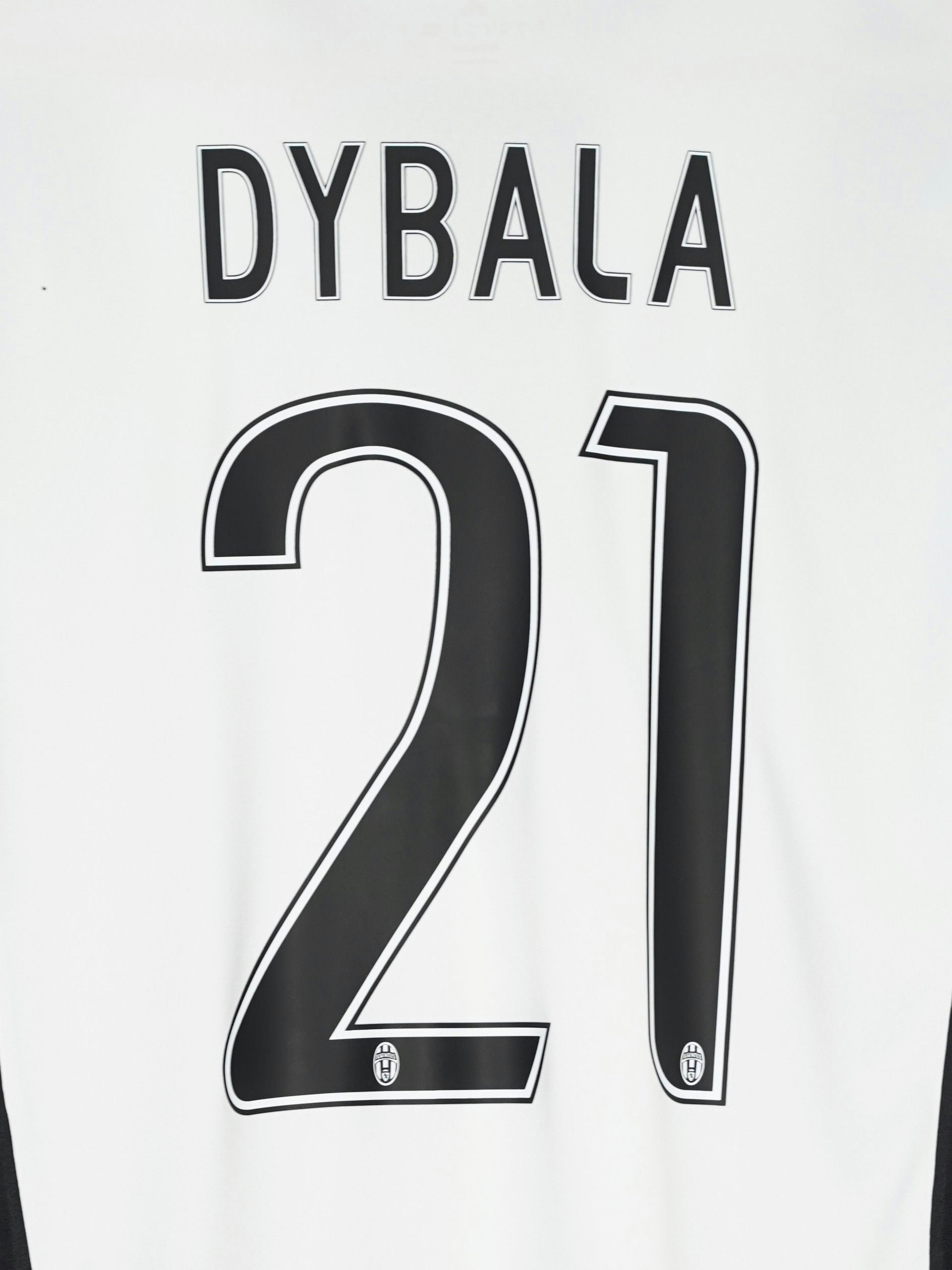 Juventus Home Shirt 2016/17 Dybala 21 (M)
